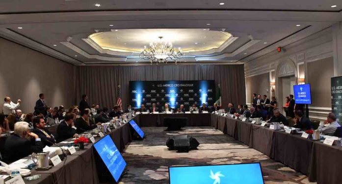 Forum Of CEOs Announces Kinder, Gentler Looting Of Nation’s Wealth Forum Of CEOs Announces Kinder, Gentler Looting Of Nation’s Wealth